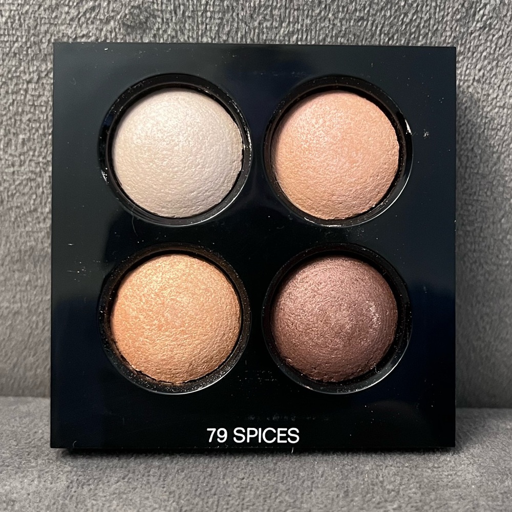 CHANEL EYESHADOW QUAD